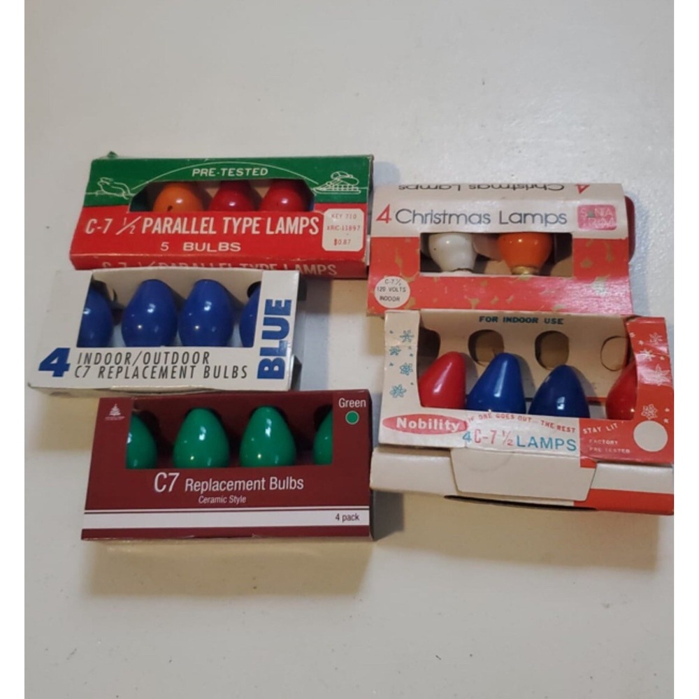 VTG Lot Of C7 C.7 1/2 Christmas Light Bulbs Replacements Multi Color Santa